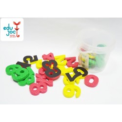 Cifre cu magnet din burete